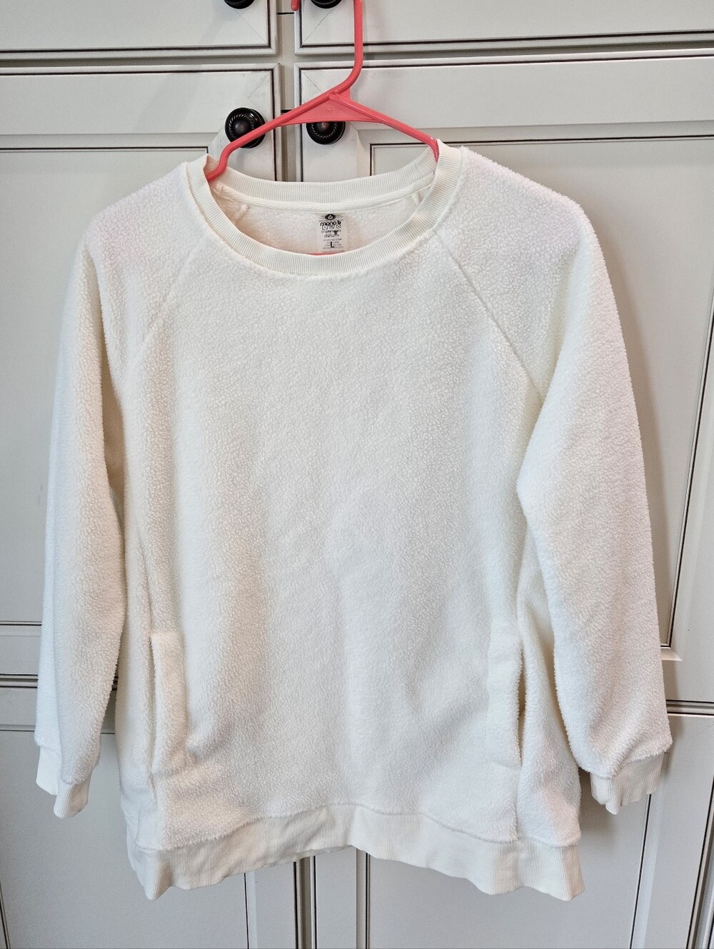 NWOT Mono B Sherpa Fleece Crewneck Top Size L Ivory